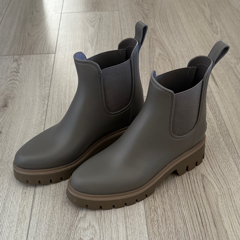 Dolce Vita Gray Chelsea Boots